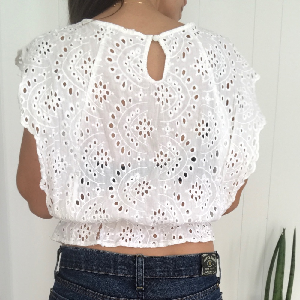 Eyelet crop top - Picture 3 of 7